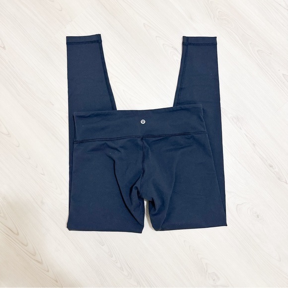 lululemon athletica Pants - Lululemon black wunder under leggings